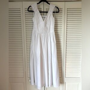 Abercrombie & Fitch midi white dress. XS. New with tags